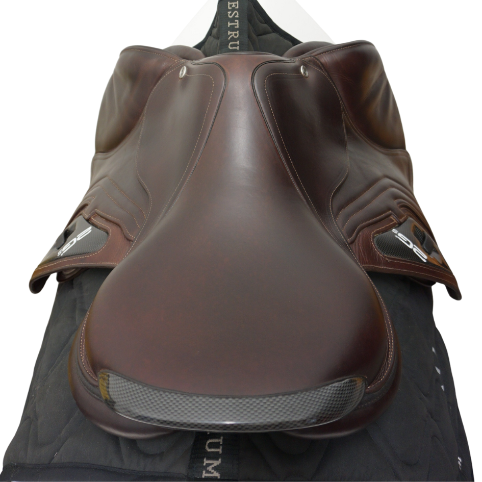 Begagnad CWD-sadel 2Gs 17,5" 3C