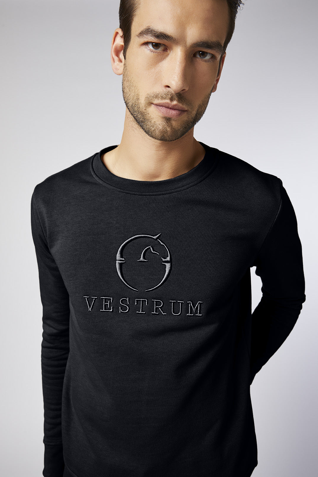 Vestrum Sweater Lutago Black - Lead Sports AB