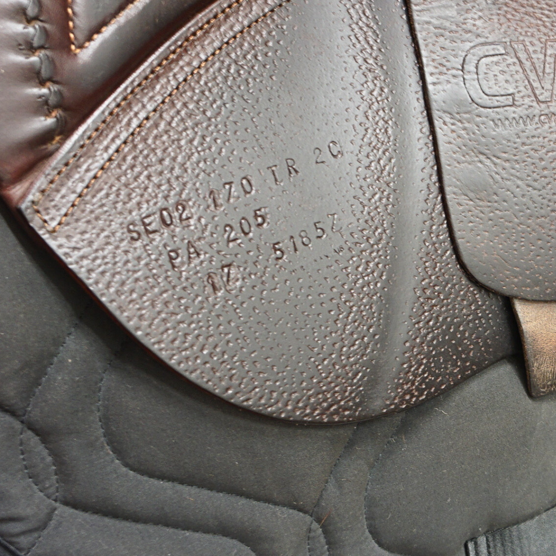 Begagnad CWD-sadel Classic 17" 2C