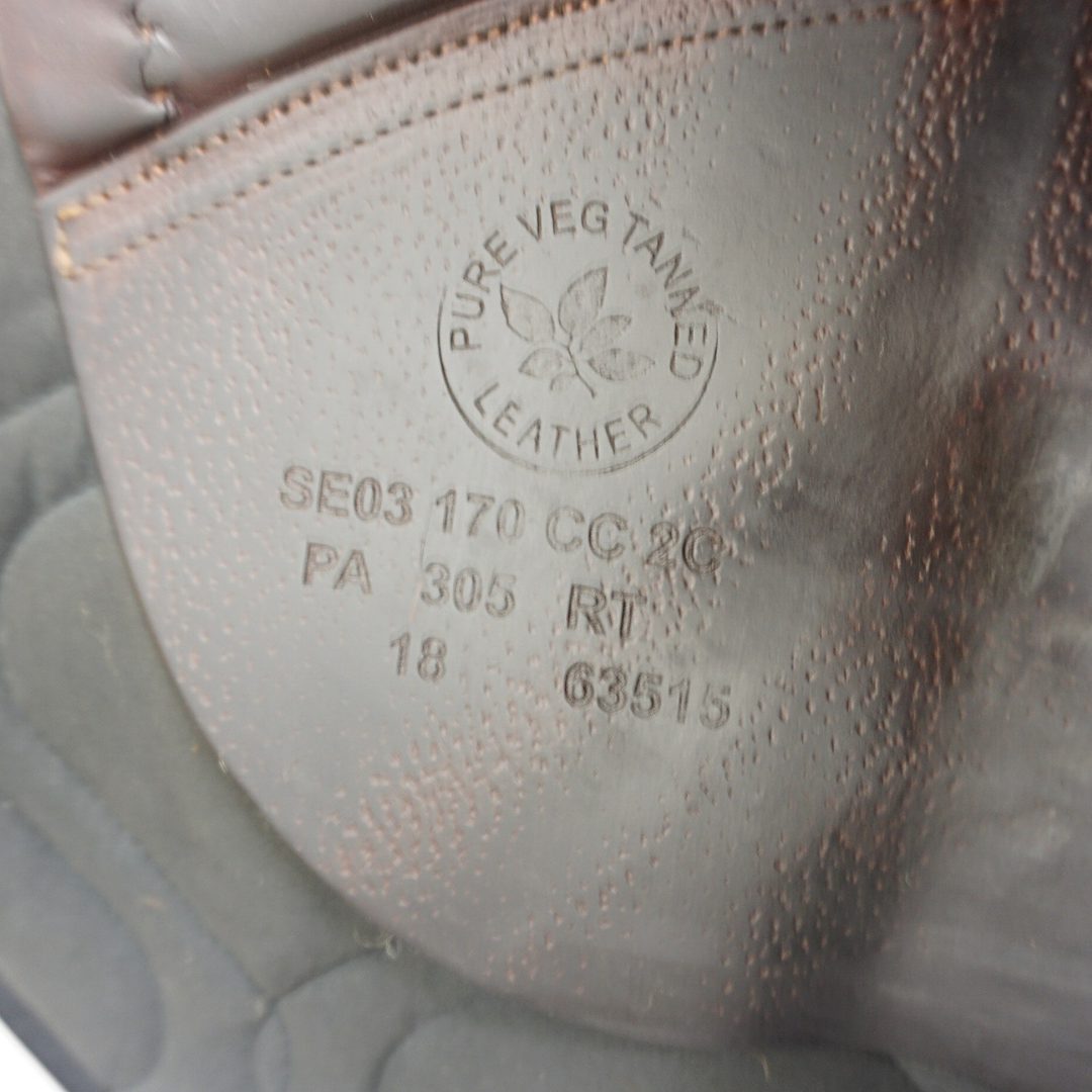 Begagnad CWD-sadel Classic Flat Seat 17" 2C