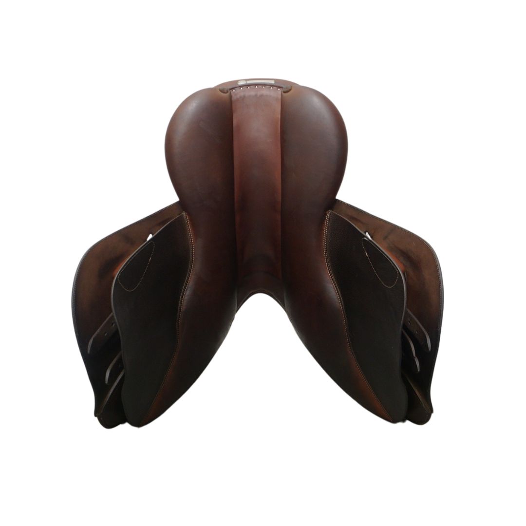 Begagnad Butet-sadel M 17" 2,25 kåpa