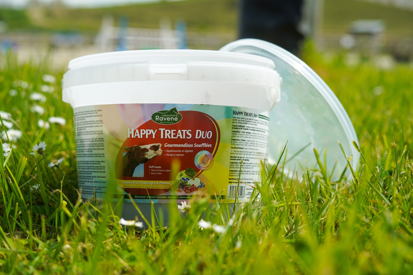 Ravene Happy Treats Duo Hästgodis Hink 2 kg