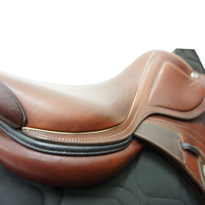 Begagnad CWD-sadel 2Gs Mademoiselle 17,5" 3C