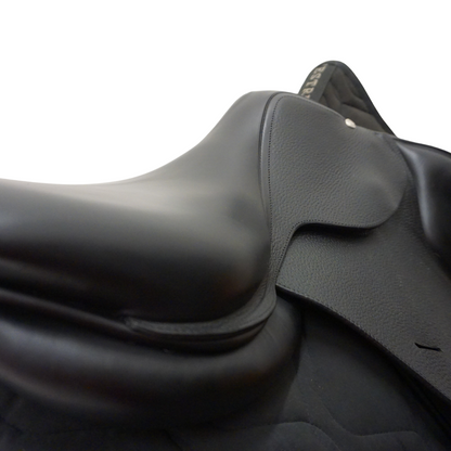 Begagnad Butet-sadel P 17" 2,25 kåpa
