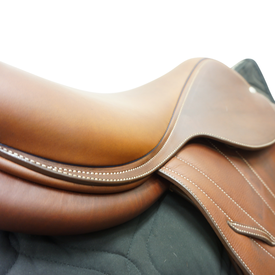 Ny Butet-sadel L 17,5" 2,25 kåpa