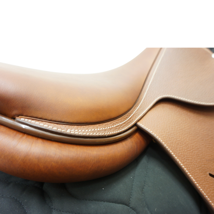 Ny Butet-sadel P 17" 2,25 kåpa