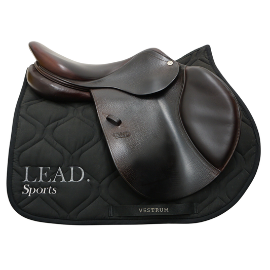 Begagnad CWD-sadel Classic 17" 2C