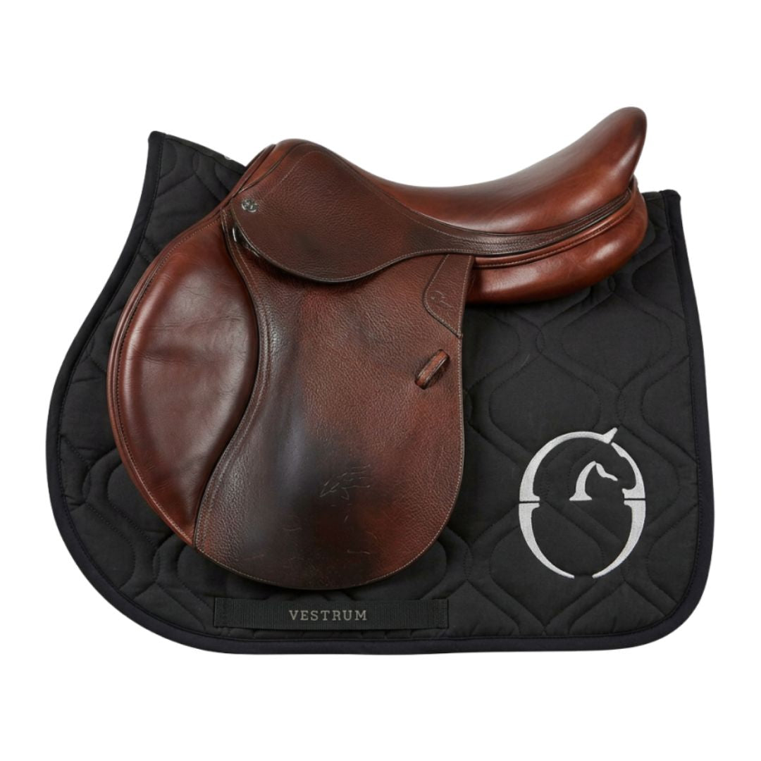 Begagnad CWD-sadel Classic 17,5" 3C