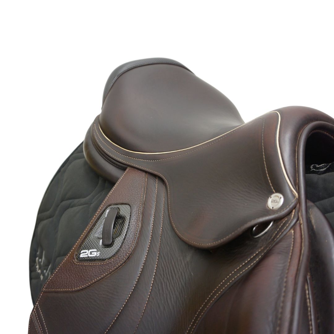 Begagnad CWD-sadel 2Gs Mademoiselle flat seat 17" 2C